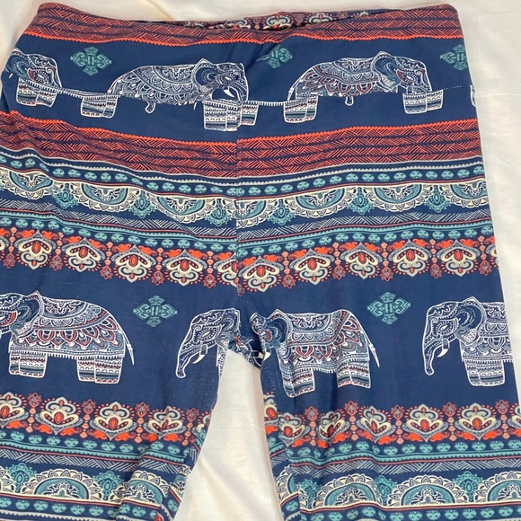 3/$15 LULA ROE Boho Elephants Leggings, TC - Picture 3 of 8